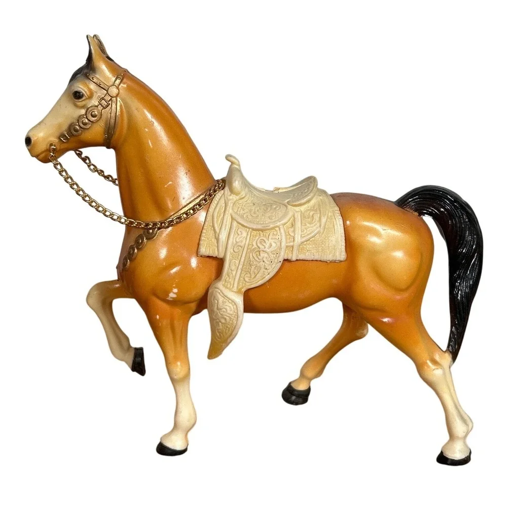 Vintage Hong Kong Plastic Horse Figurines Western Saddle Chains Retro Toy Set/2